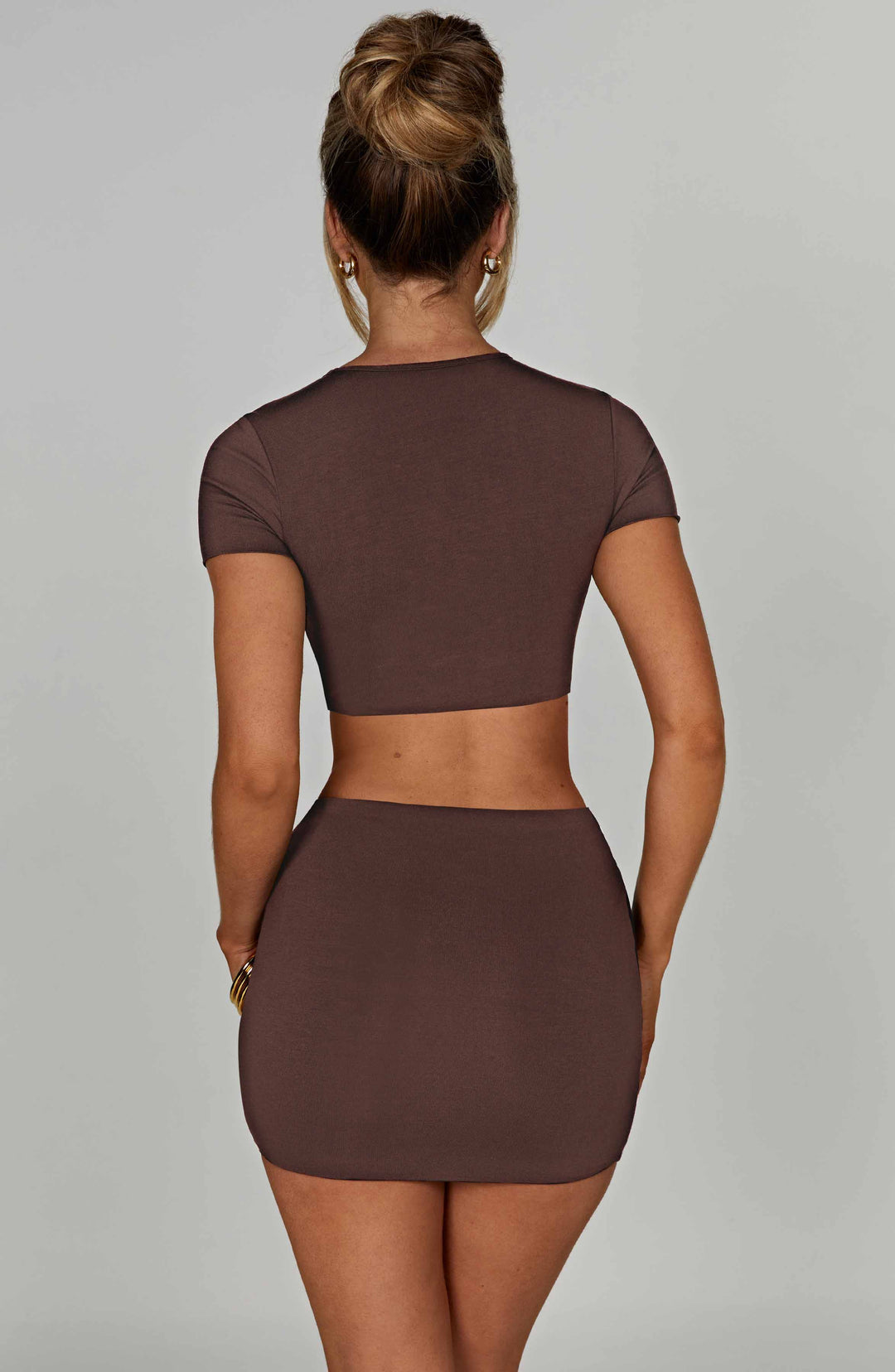 Kısa Kollu Crop Top – Kahve