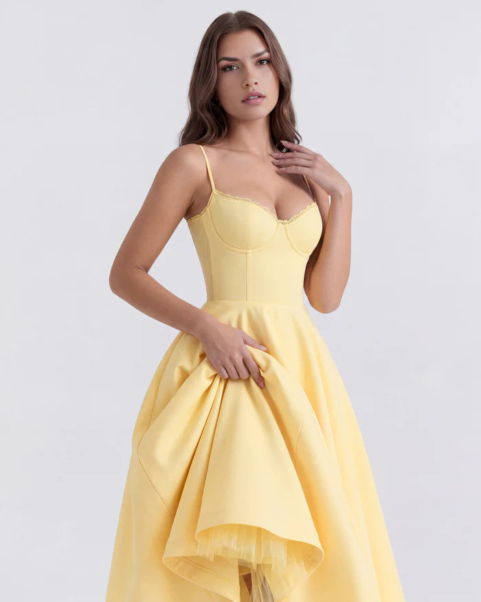 Midi Etek Uçuşan Bel Detaylı Saten Elbise