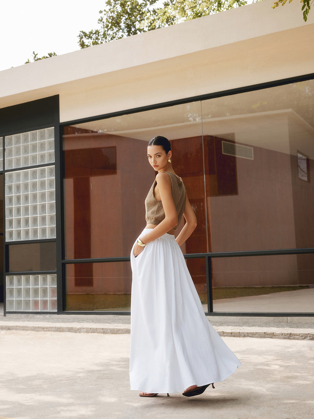 Kısa Triko Crop Top – Kahverengi