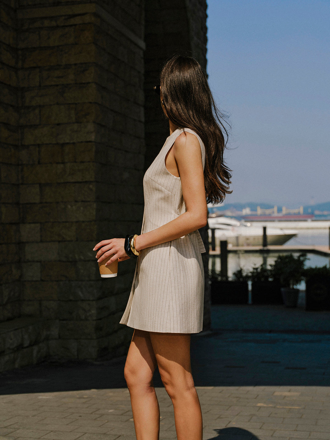 Düğmeli Slim Fit Keten Mini Elbise – Bej
