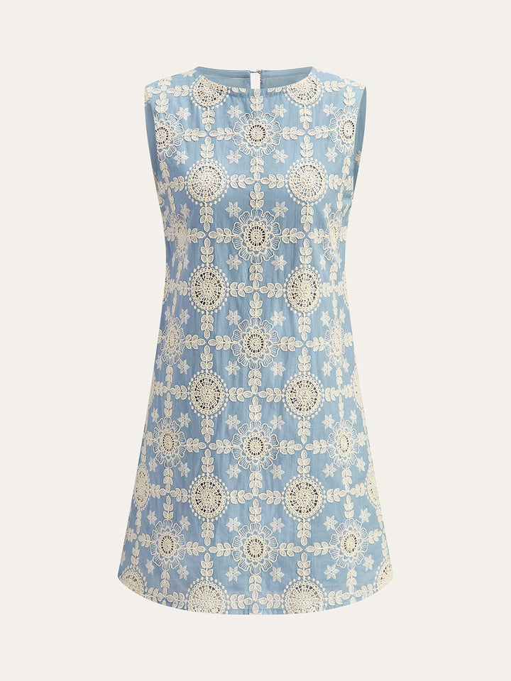 Kolsuz Nakışlı Mini Elbise – Siyah
