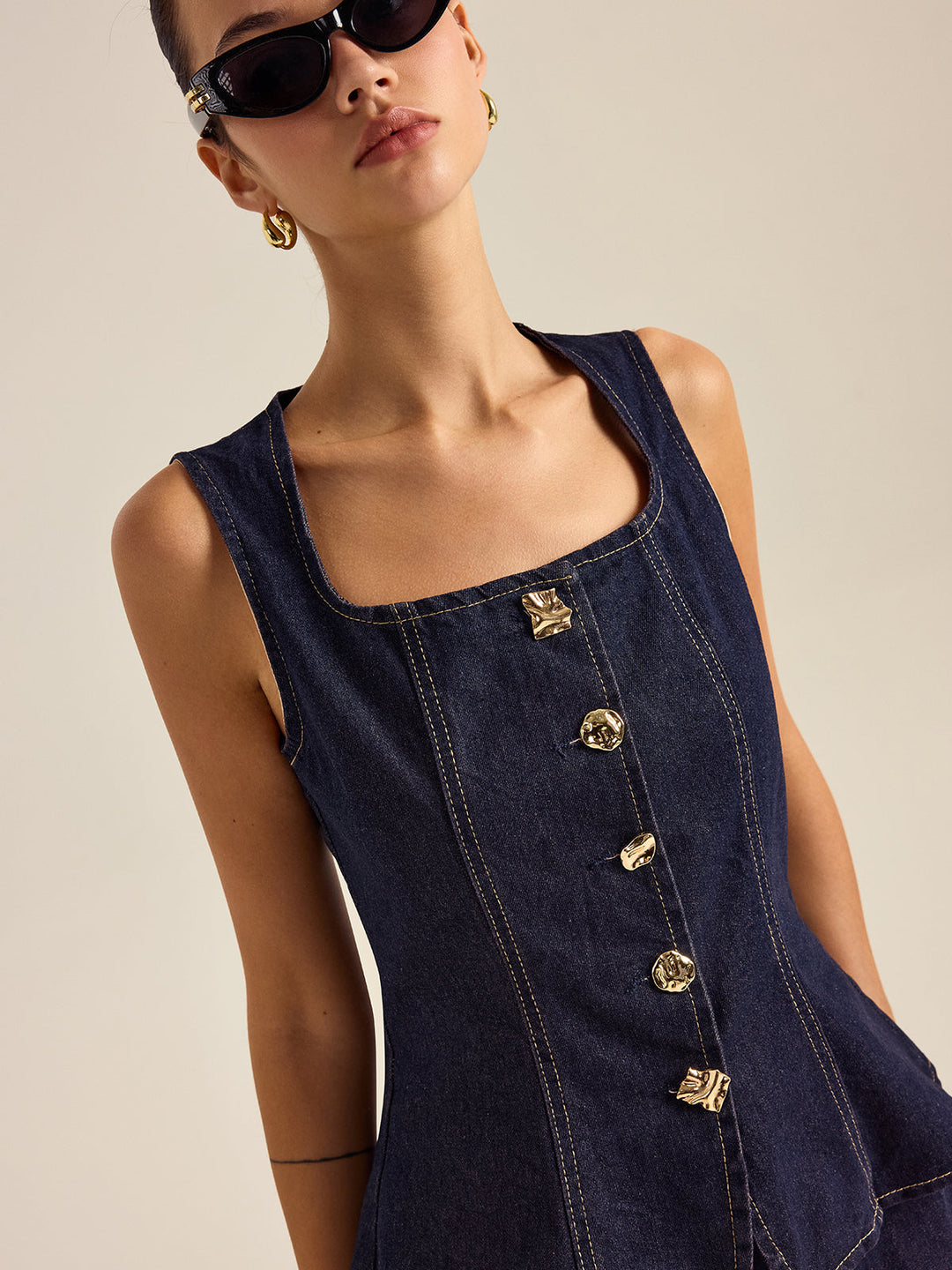 Kemer Detaylı Düğmeli Denim Bluz – Koyu Mavi