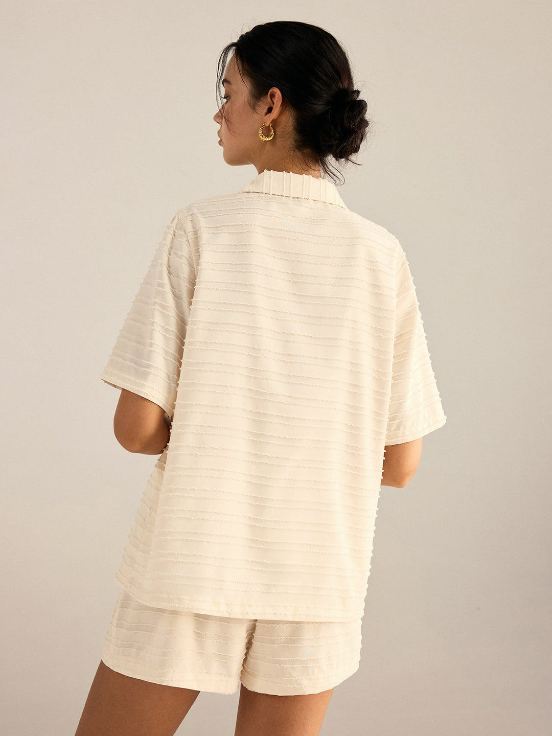 Oversize Dokulu Keten Ceket ve Şort Takım – Ekru