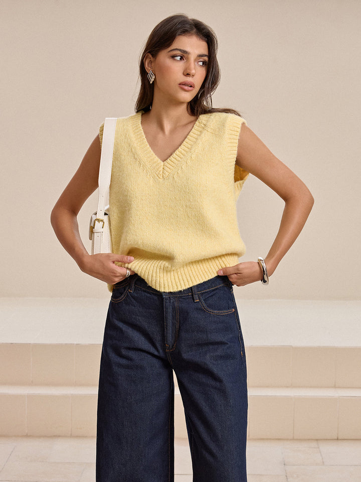 V Yaka Oversize Örgü Süveter – Sarı