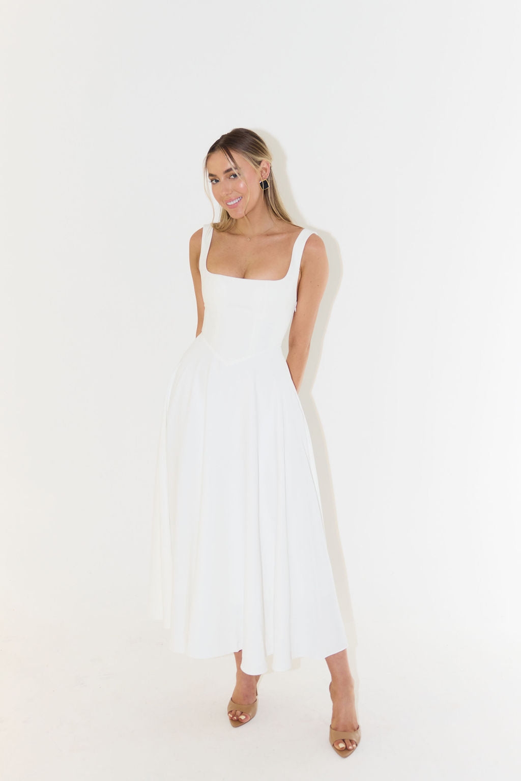 Prella White Elbise