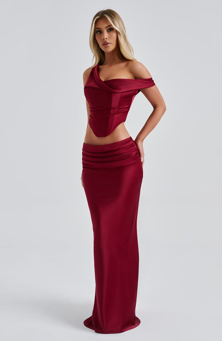 Tek Omuz Drapeli Saten Bluz – Bordo