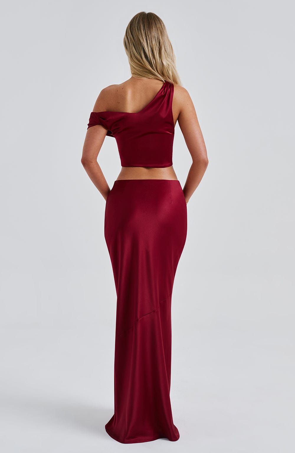 Tek Omuz Drapeli Saten Bluz – Bordo