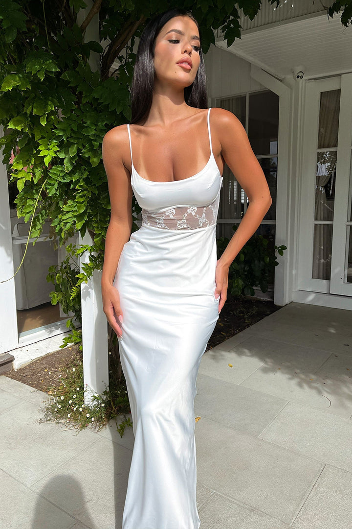 Dantel Detaylı Saten Bodycon Uzun Elbise – Beyaz
