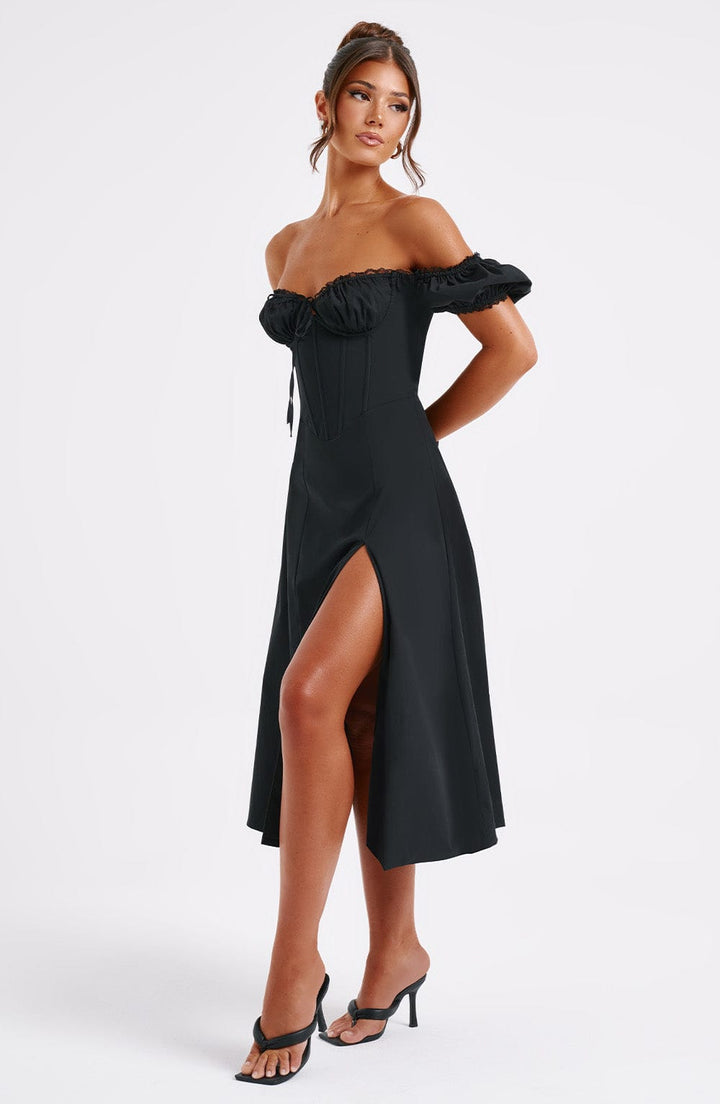 Drape Detaylı Korsajlı Yırtmaçlı Midi Elbise – Siyah