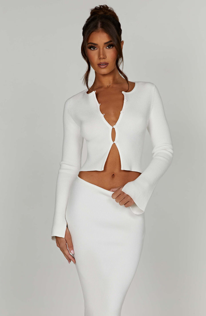 Düğmeli Fitilli Uzun Kollu Crop Hırka – Beyaz
