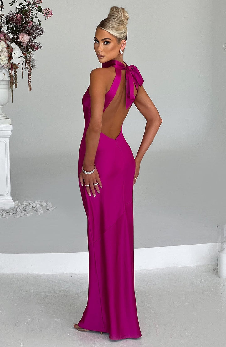 Saten Halter Yaka Yırtmaçlı Uzun Abiye Elbise – Fuşya