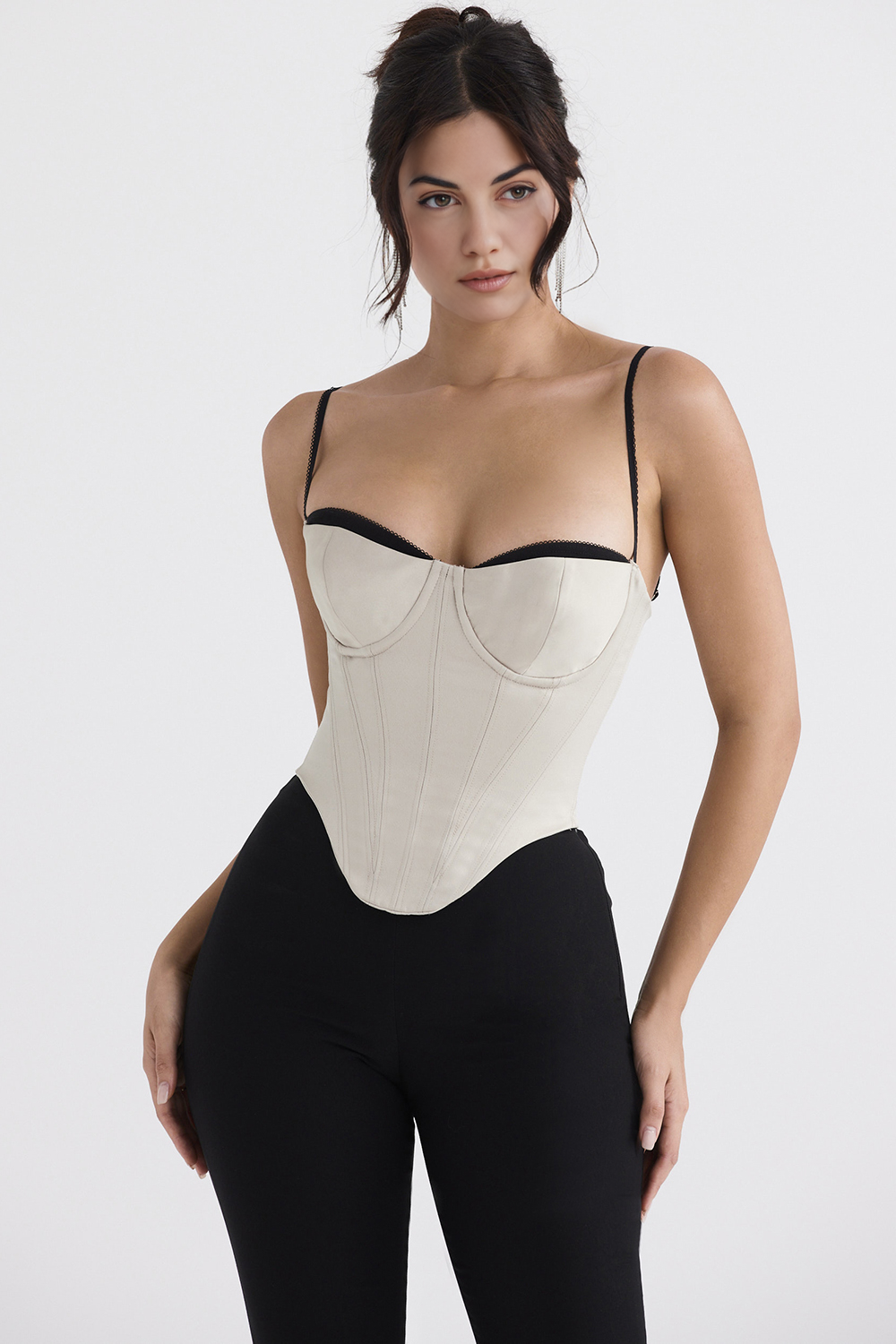 Sculpted Korse Vintage Esintili Şık Tasarım – Krem