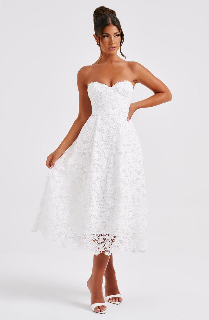 Straplez Dantel Midi Elbise – Beyaz