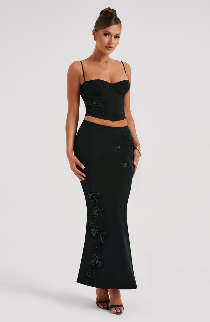 Büstiyer Crop Top İnce Askılı Dekolteli – Siyah