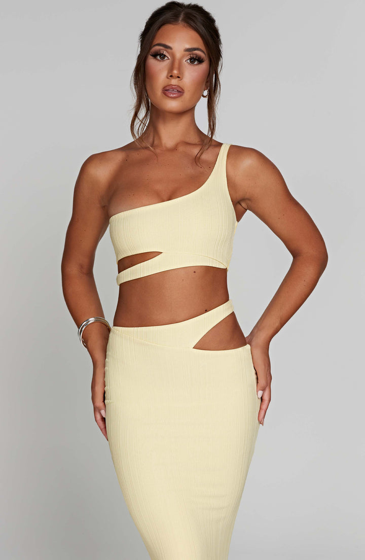 Tek Omuzlu Asimetrik Kesim Crop Top – Sarı