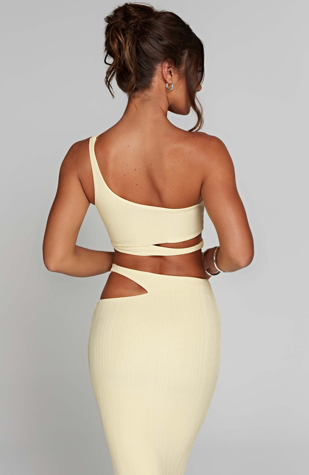 Tek Omuzlu Asimetrik Kesim Crop Top – Sarı