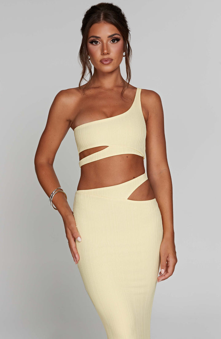 Tek Omuzlu Asimetrik Kesim Crop Top – Sarı
