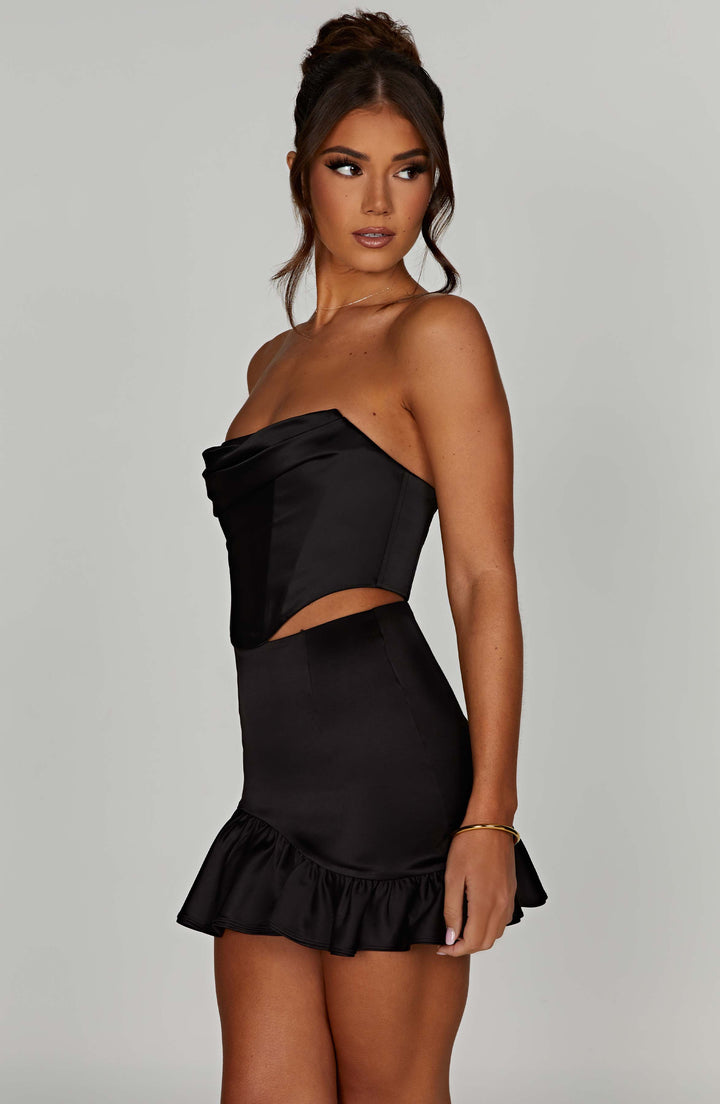 Saten Drapeli Straplez Bluz – Siyah