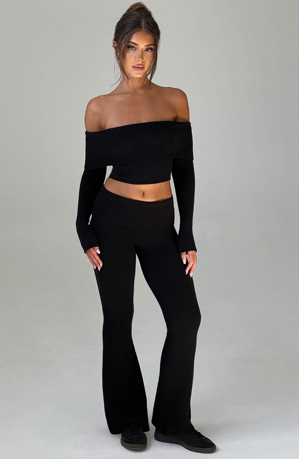 Yüksek Bel Flare Fit Triko Pantolon – Siyah