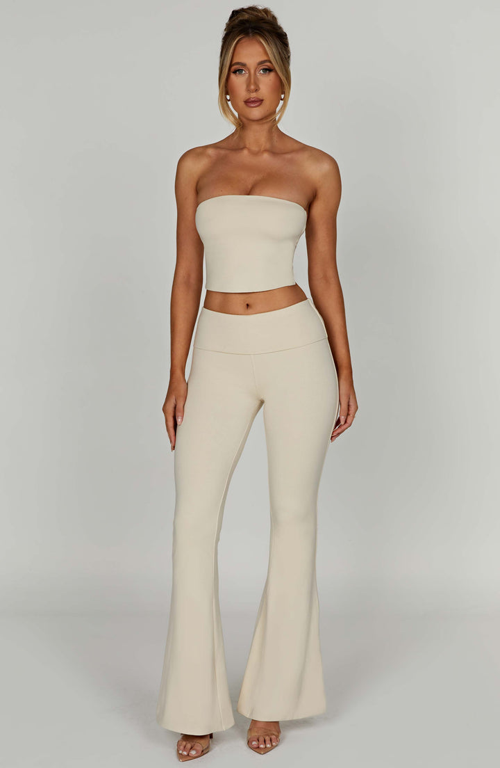 Straplez Slim Fit Elastik Crop Top – Bej