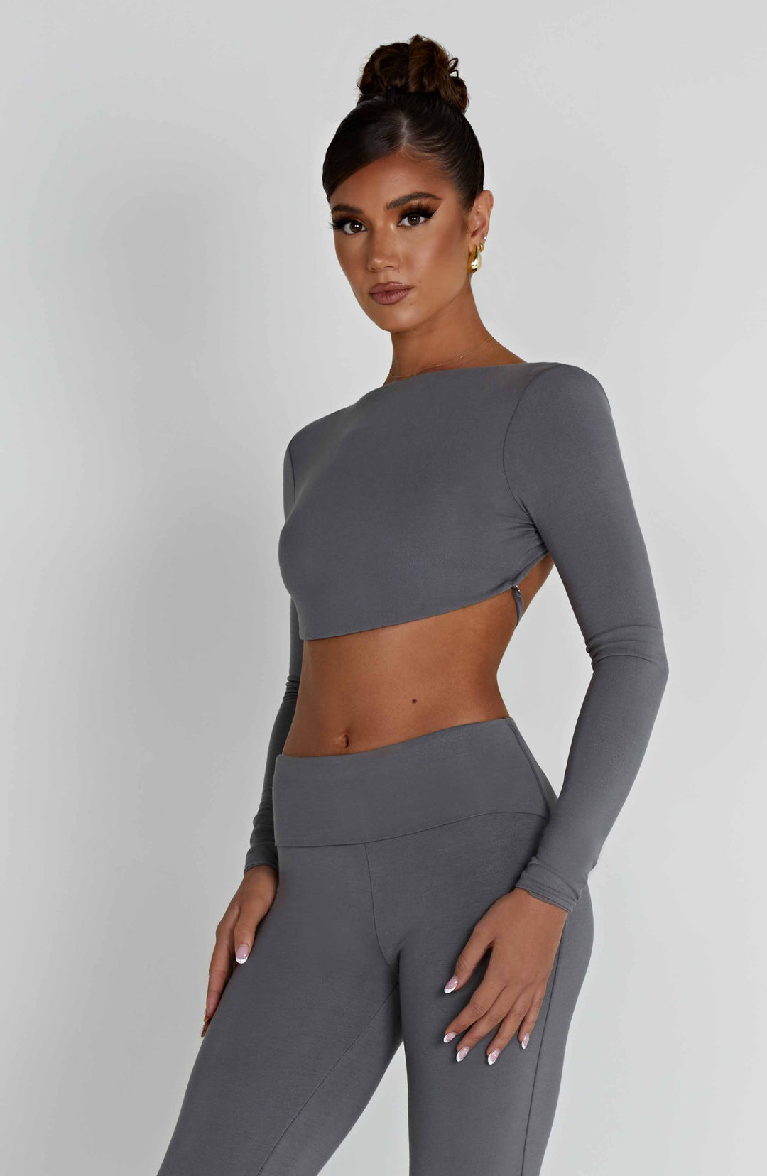 Önü Kısa Arkası Bağcıklı Crop Bluz – Antrasit