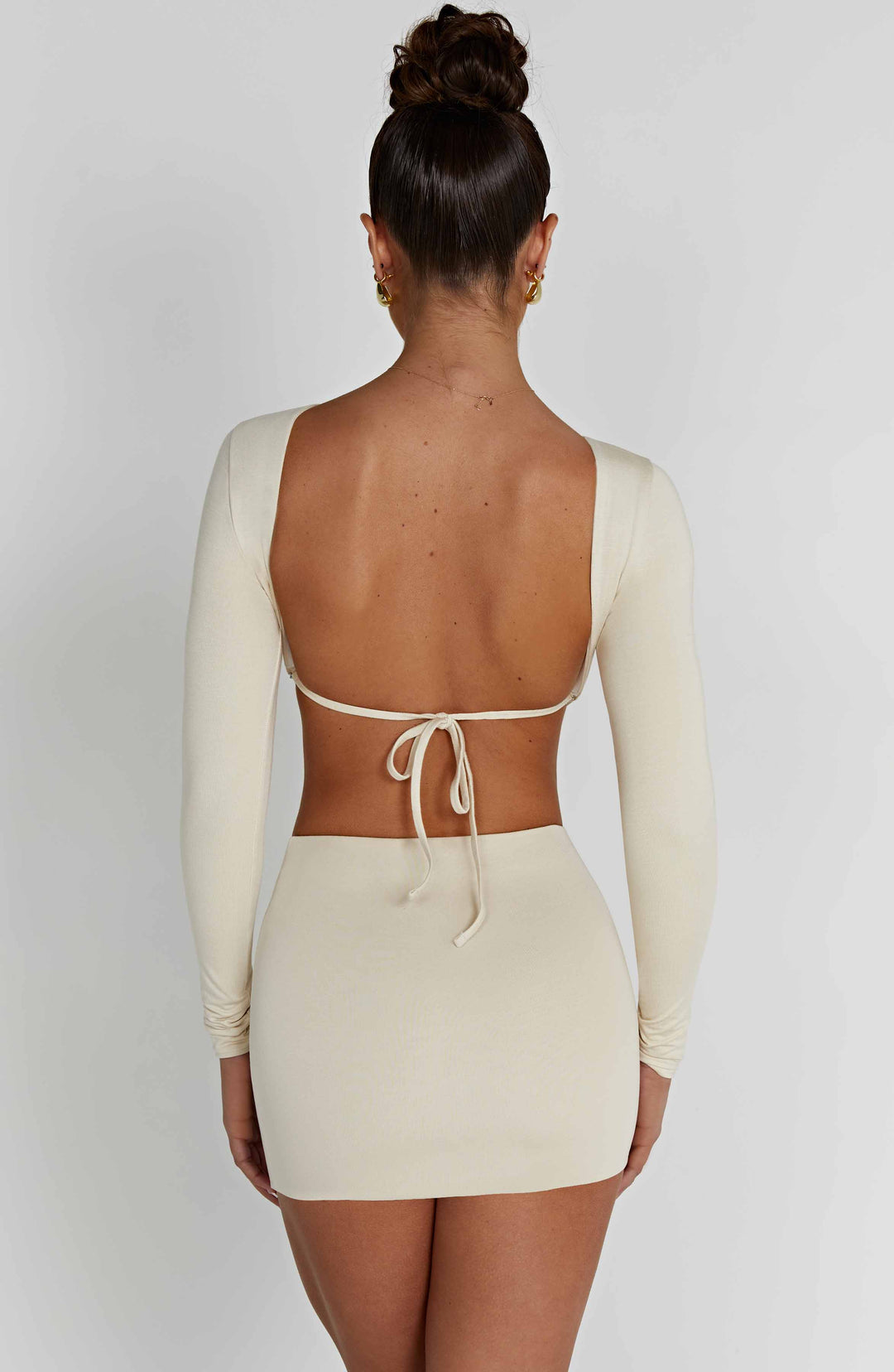 Sırt Detaylı Uzun Kollu Crop Bluz – Ekru
