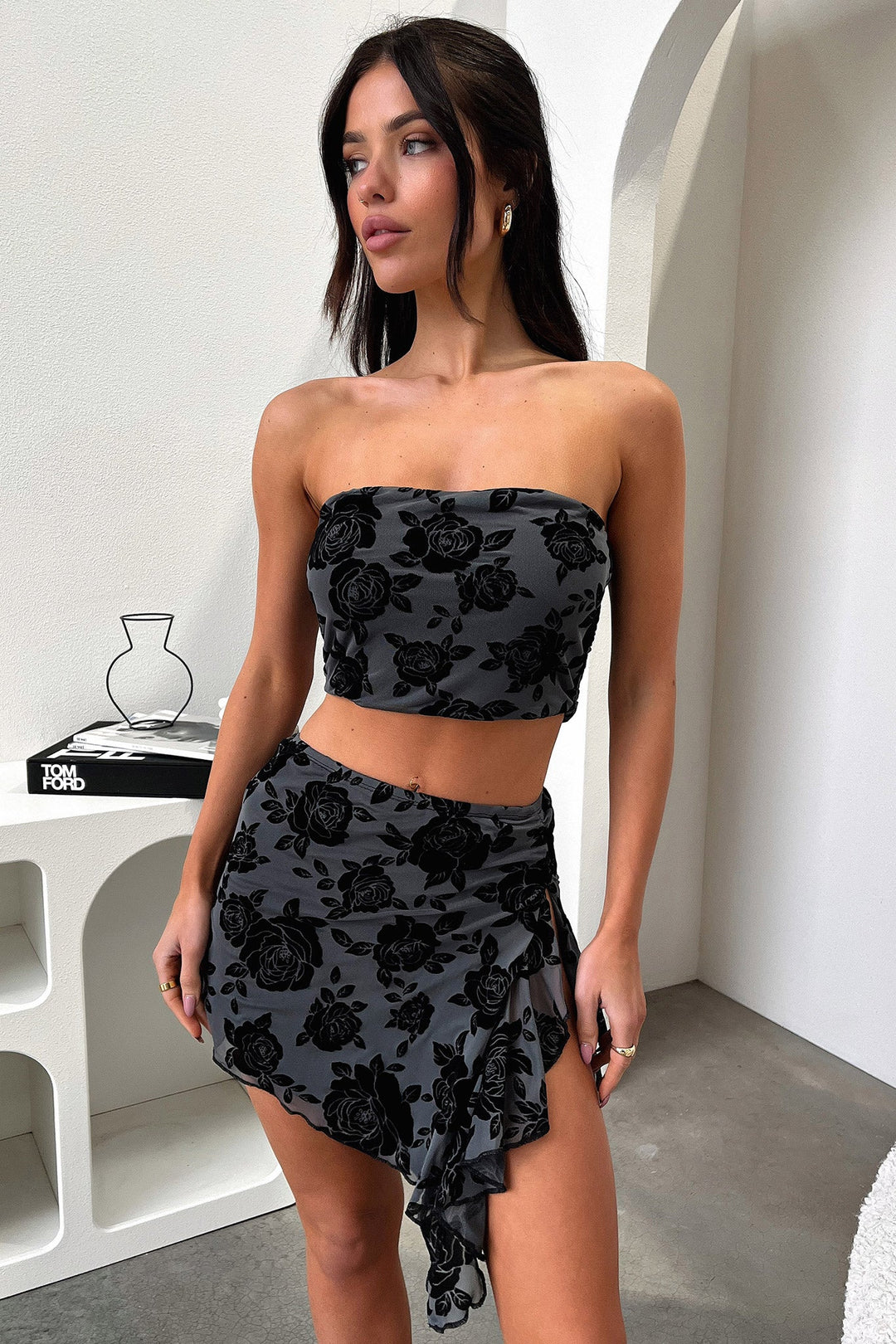 Savian Top - Siyah Çiçekli