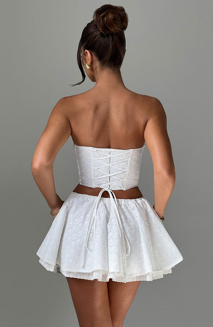 Dantelli Korsajlı Mini Top – Beyaz