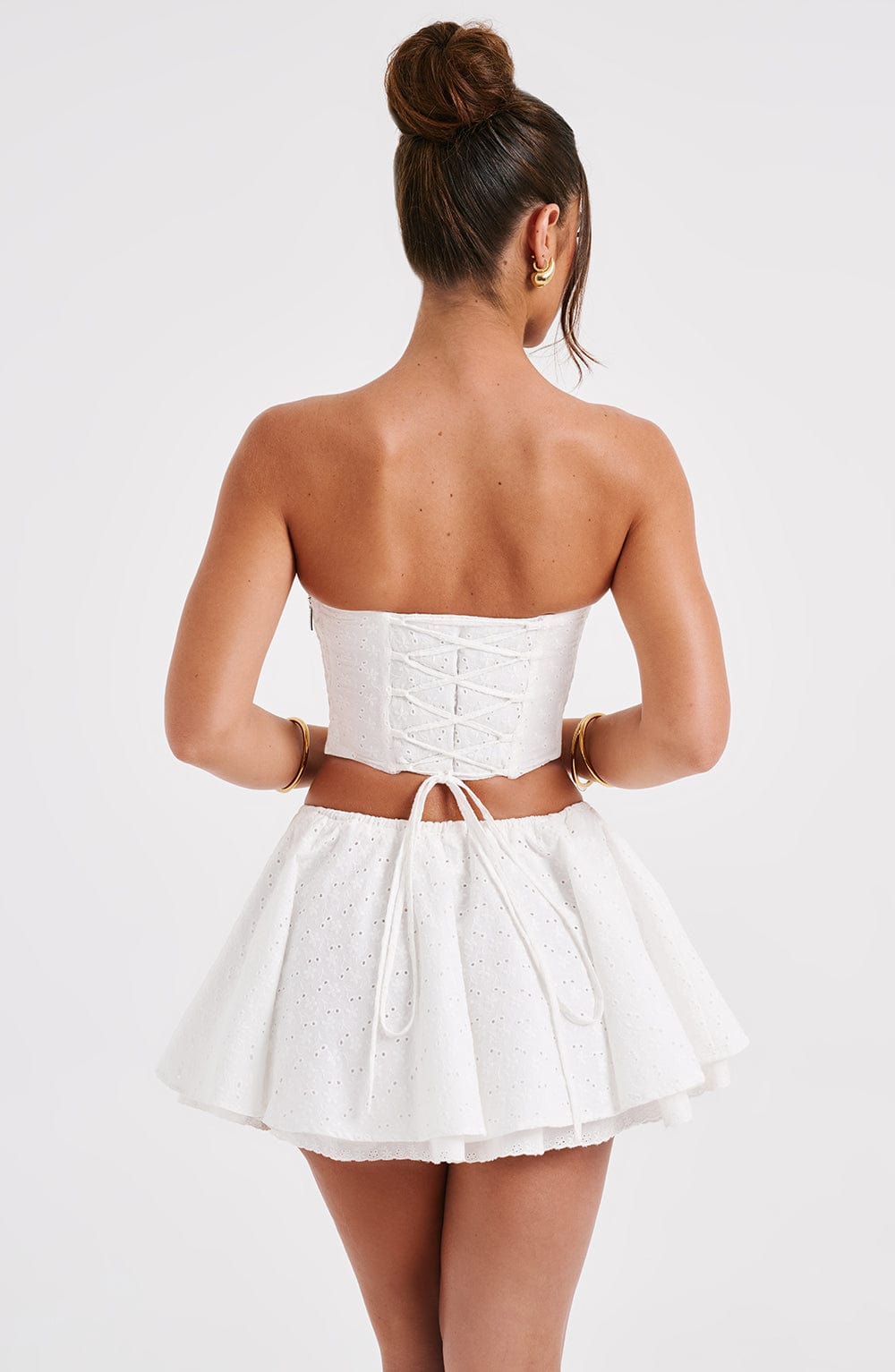 Dantelli Korsajlı Mini Top – Beyaz